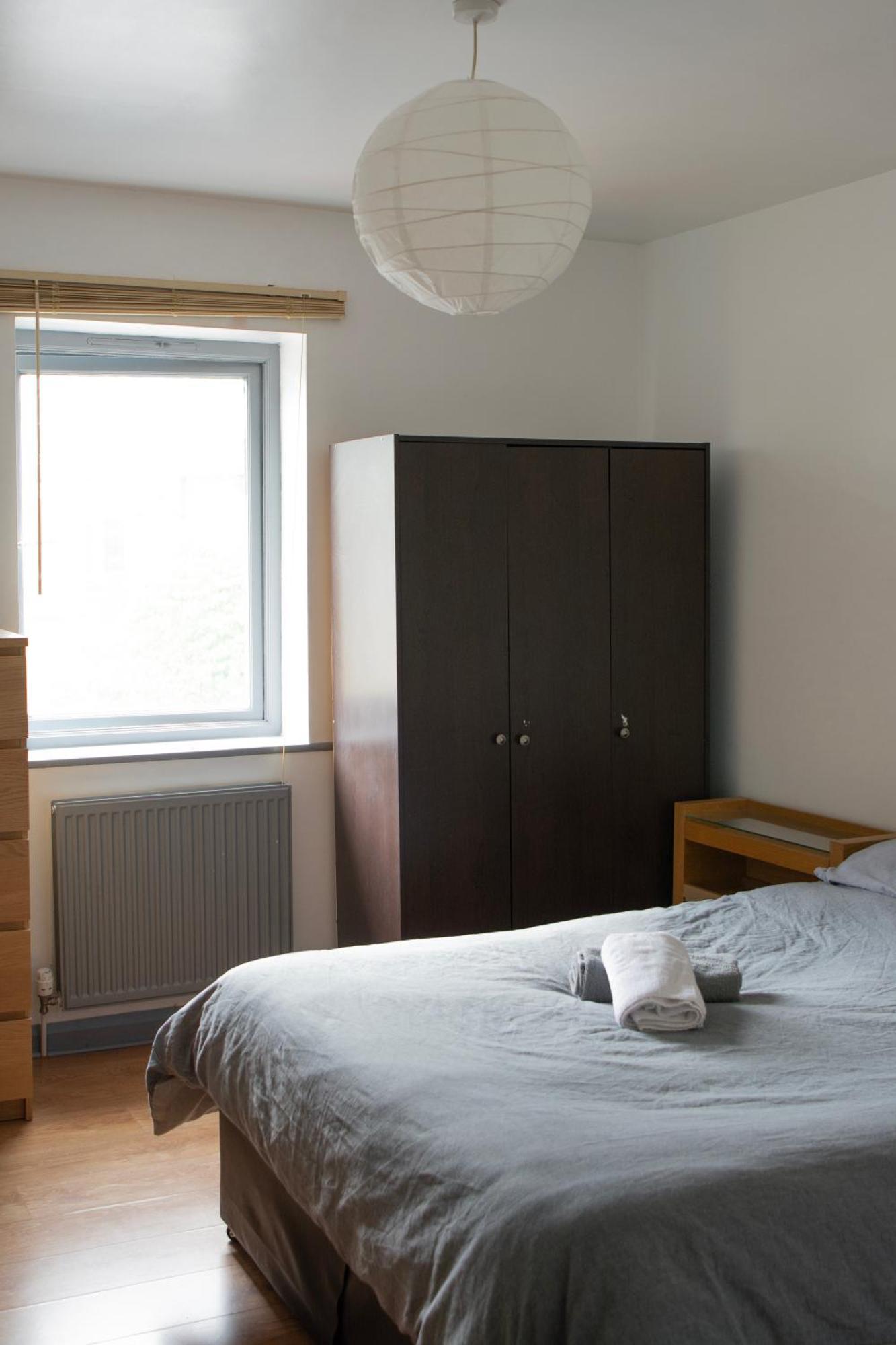 Well-equipped 4 Bedroom House Close To Centre * Лидс